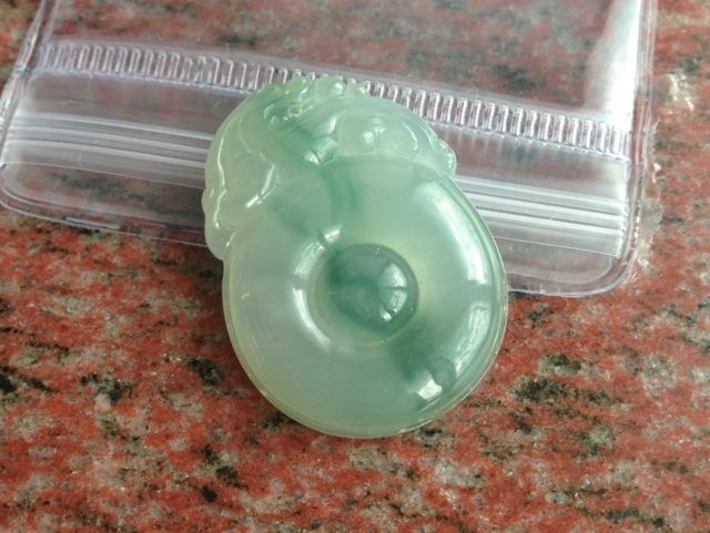 英亚官网首页|为什么长的好看的人都喜欢在夏天整形(图2) 英亚官网