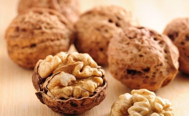 ‘英亚官网首页’红阳牌钙铁锌硒维生素片 补充多种维生素及矿物质(图2) 英亚官网