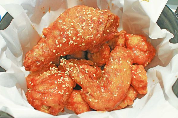 华中非手术抗衰高峰论坛研讨班盛大召开:英亚官网(图3) 英亚官网首页