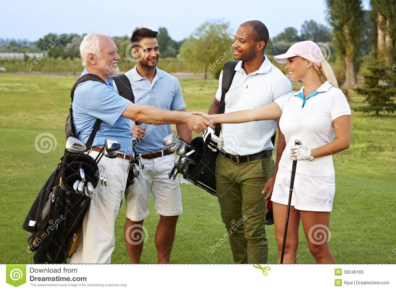 妹子们是不是只想做个双眼皮 医生却让你开眼角-英亚官网(图2) 英亚官网首页